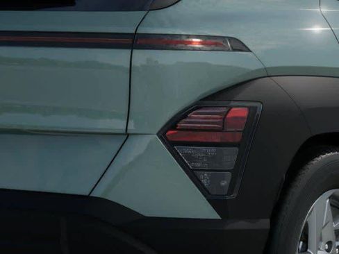 Used 2026 Hyundai Kona SE FWD image 10
