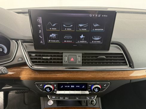 Used 2023 Audi Q5 2.0T Premium Plus w/ Premium Plus Package AWD/4WD image 20
