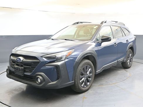 Certified 2025 Subaru Outback Onyx Edition AWD/4WD image 1
