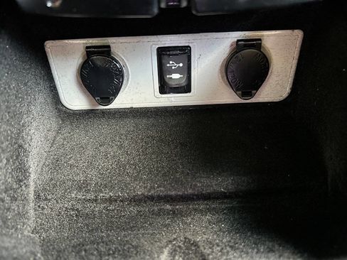 Used 2014 Toyota Avalon XLE Premium FWD image 25