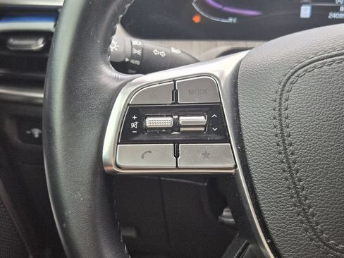 Certified 2024 Kia Telluride EX w/ EX Captain's Chair Package FWD image 28