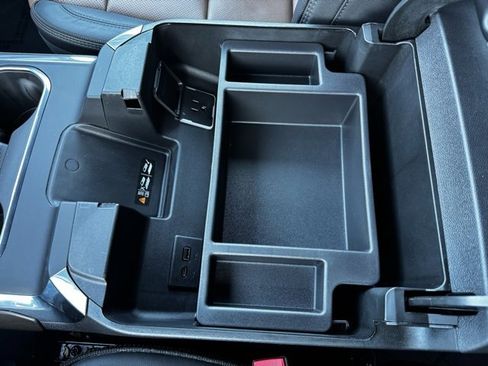 Used 2025 Chevrolet Silverado 3500 High Country w/ High Country Premium Package image 21