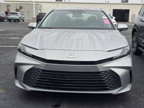 Used 2025 Toyota Camry LE FWD image 2