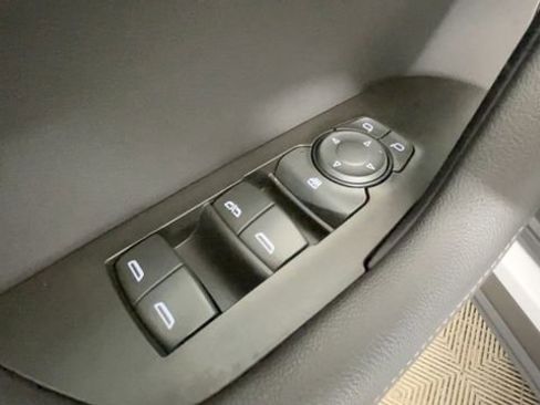 Used 2023 Chevrolet Blazer LT w/ Convenience Package FWD image 17