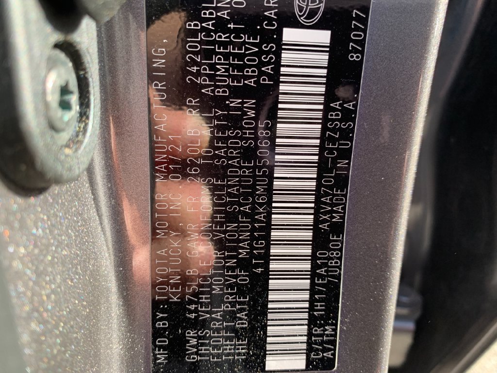Used 2021 Toyota Camry SE w/ Cold Weather Package FWD image 33