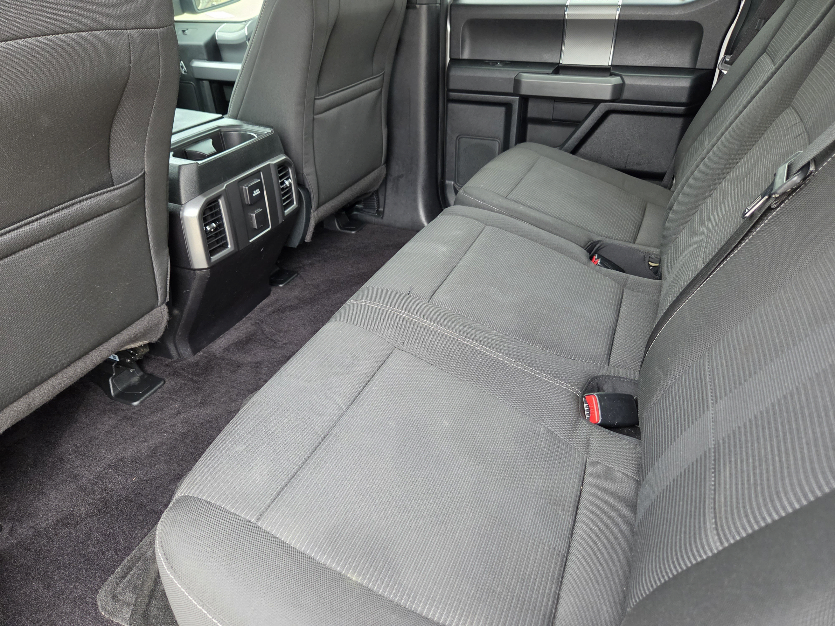 Used 2015 Ford F150 XLT w/ Equipment Group 302A Luxury RWD image 25