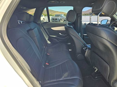 Certified 2022 Mercedes-Benz GLC 300 image 12