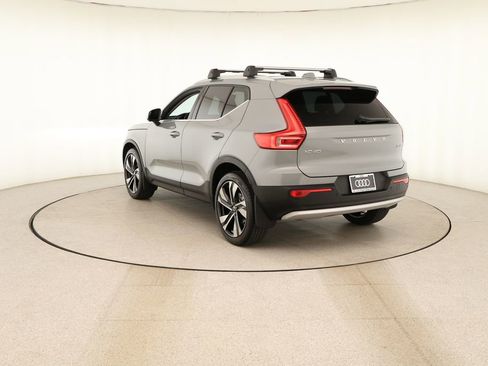 Used 2024 Volvo XC40 B5 Ultimate w/ Protection Package Premier AWD/4WD image 4