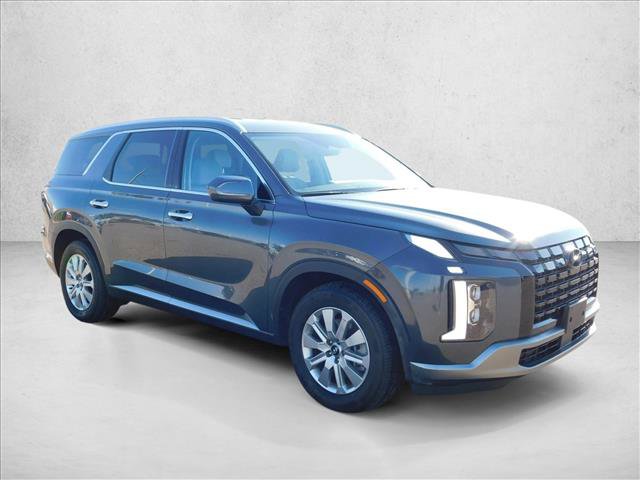 Used 2025 Hyundai Palisade SEL FWD image 3