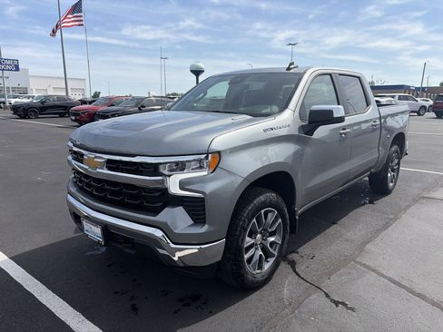 New 2026 Chevrolet Silverado 1500 LT AWD/4WD image 9
