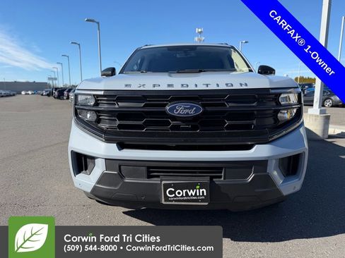 Used 2025 Ford Expedition Max Active image 2