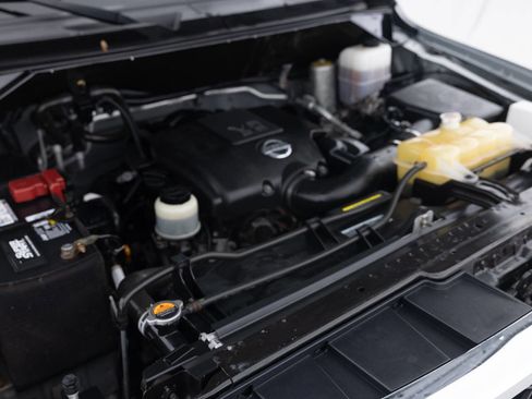 Used 2016 Nissan NV 3500 SL image 39