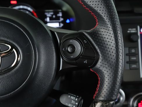 Used 2023 Toyota GR86 Premium image 7