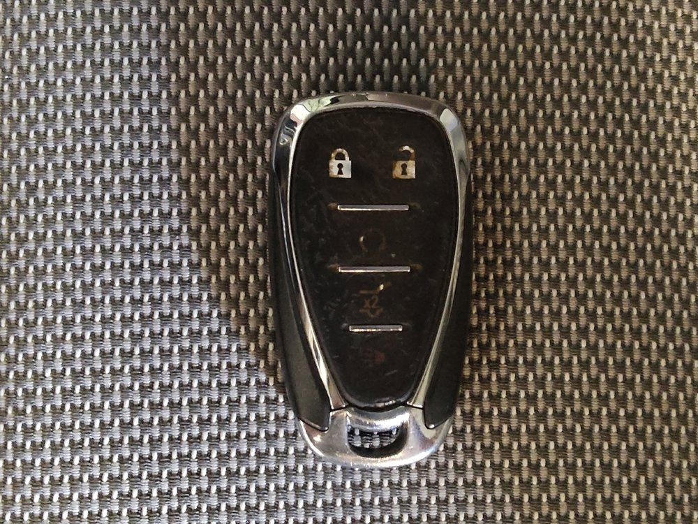 Used 2021 Chevrolet Traverse LT FWD image 32