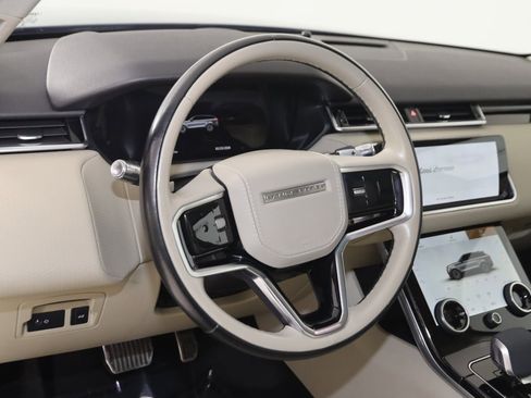 Used 2021 Land Rover Range Rover Velar R-Dynamic S image 6