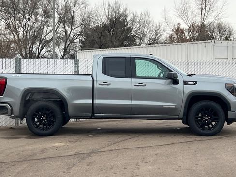 New 2026 GMC Sierra 1500 Elevation image 3