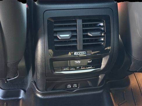 Used 2022 BMW X4 M40i w/ Premium Package image 24