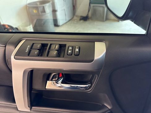 Used 2019 Toyota 4Runner SR5 Premium AWD/4WD image 20