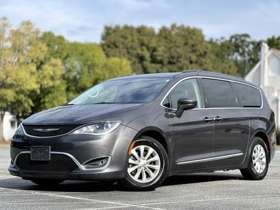 Used 2017 Chrysler Pacifica Touring-L