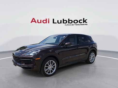 Used 2021 Porsche Cayenne AWD/4WD image 4