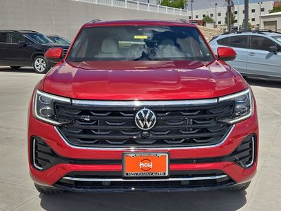 New 2025 Volkswagen Atlas Cross Sport SEL Premium R-Line