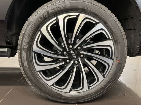 New 2026 Lincoln Navigator L Black Label AWD/4WD image 7
