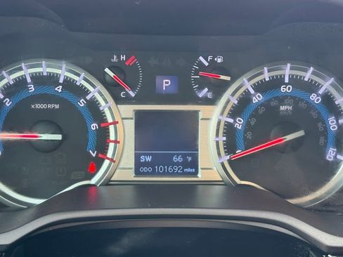 Used 2015 Toyota 4Runner SR5 image 22