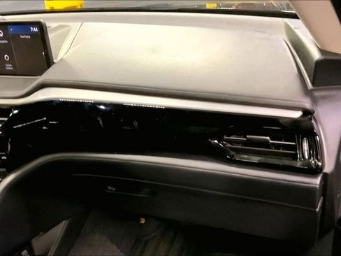 Used 2023 Acura MDX w/Technology Package image 19