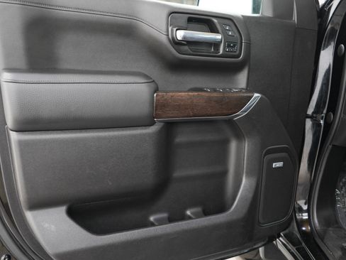Used 2022 GMC Sierra 1500 Denali w/ Denali Reserve Package AWD/4WD image 17