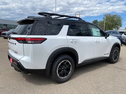 New 2026 Nissan Pathfinder Rock Creek w/ Rock Creek Premium Package AWD/4WD image 5