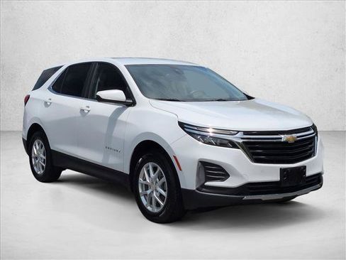 Used 2024 Chevrolet Equinox LT AWD/4WD image 3