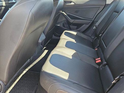 Used 2019 Volkswagen Jetta SE FWD image 18