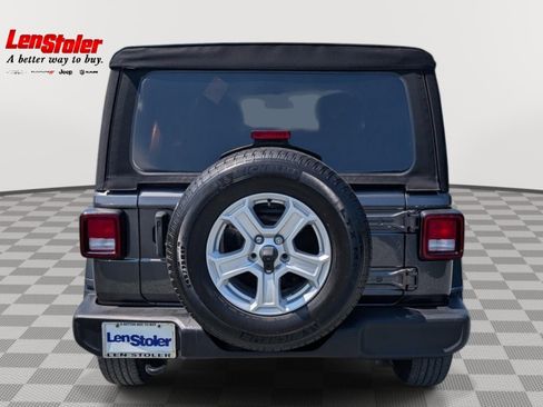 Used 2022 Jeep Wrangler Unlimited Sport AWD/4WD image 4