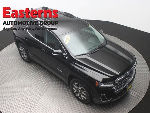 Used 2020 GMC Acadia SLE w/ Driver Convenience Package AWD/4WD image 3