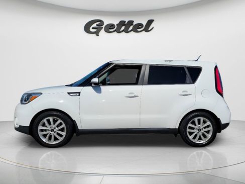 Used 2019 Kia Soul + w/ Primo Package FWD image 8