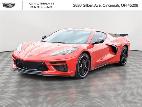 Used 2024 Chevrolet Corvette Stingray Preferred Cpe w/ Z51 Performance Package image 1