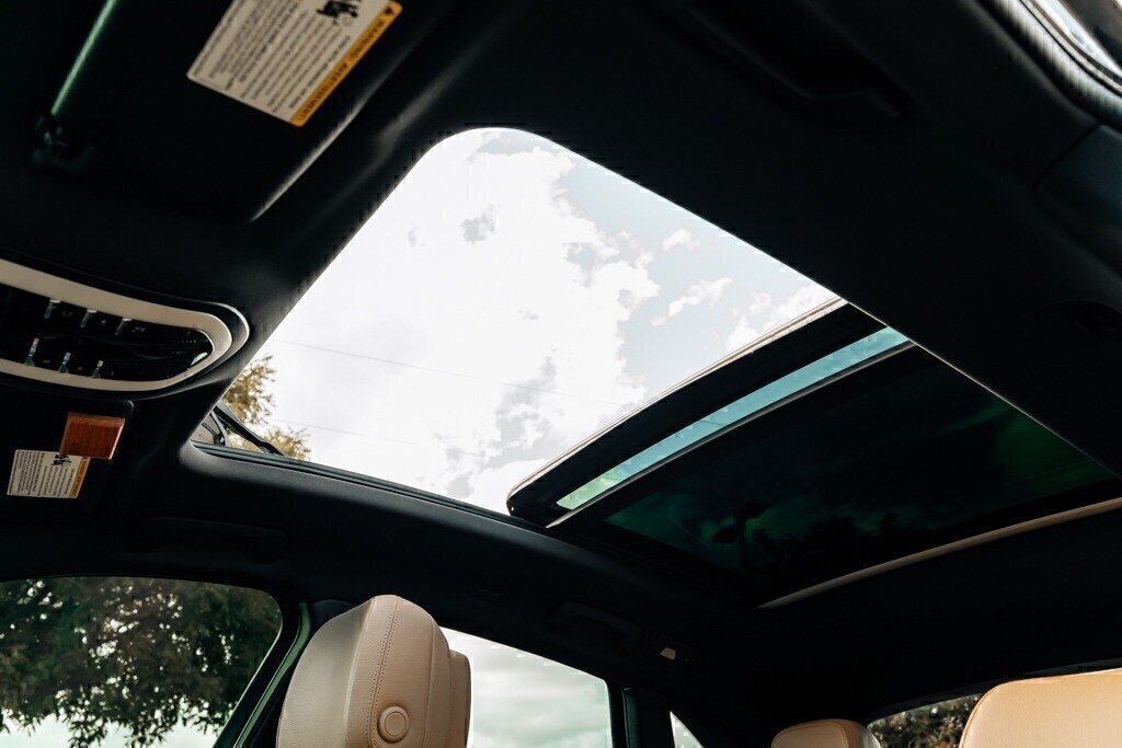 Used 2020 Porsche Macan AWD/4WD image 38
