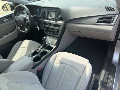 Used 2015 Hyundai Sonata SE w/ Option Group 09 FWD image 20