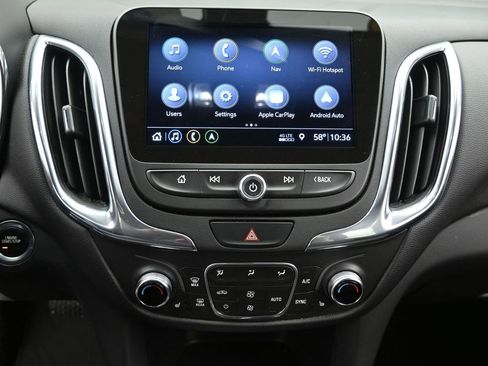 Used 2020 Chevrolet Equinox LT image 19