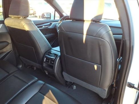 Certified 2025 Cadillac XT5 Premium Luxury image 22