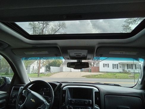 Used 2017 Chevrolet Silverado 1500 LTZ Z71 w/ LTZ Plus Package image 8