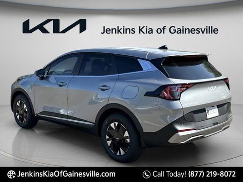 New 2026 Kia Sportage LX FWD image 7