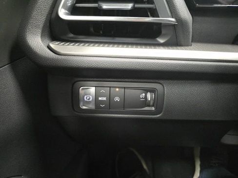 New 2026 Chevrolet Traverse LT w/ Sun and Wheel Package FWD image 17