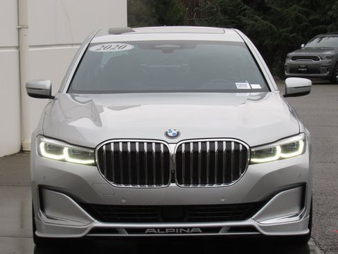 Used 2020 BMW ALPINA B7 xDrive w/ Luxury Rear Seating Package image 3