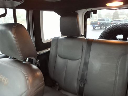 Used 2015 Jeep Wrangler Unlimited Sport w/ Quick Order Package 24S image 13