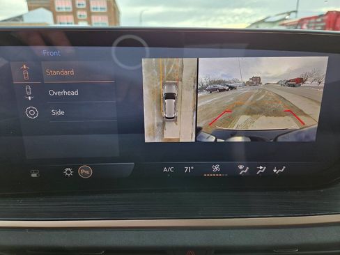 Used 2025 Buick Envision Sport Touring AWD/4WD image 10