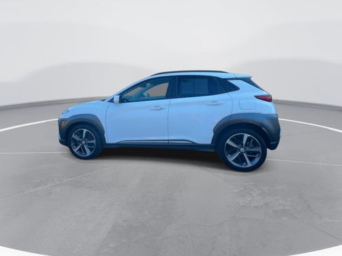 Used 2021 Hyundai Kona Limited w/ Cargo Package AWD/4WD image 4