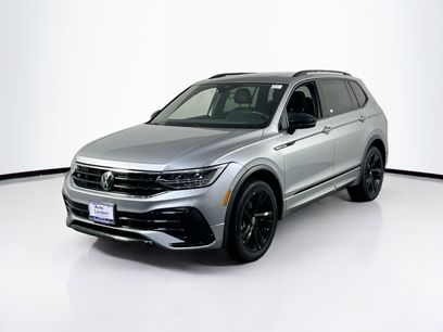Used 2023 Volkswagen Tiguan SE R-Line