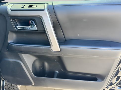 Used 2022 Toyota 4Runner SR5 RWD image 26
