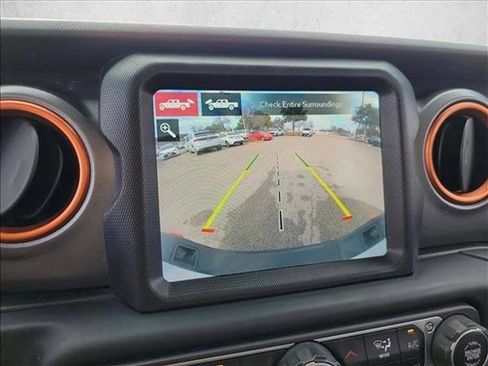 Used 2020 Jeep Gladiator Mojave image 22